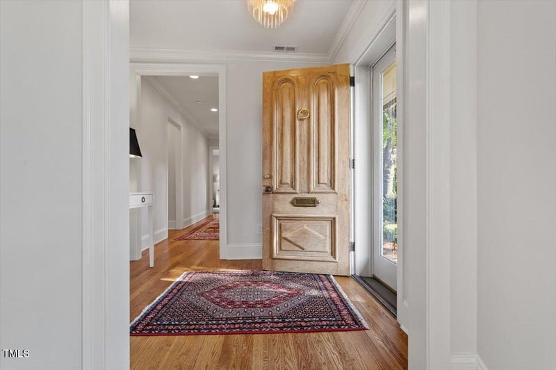 1801 Mcdonald Ln, Raleigh, NC 27608