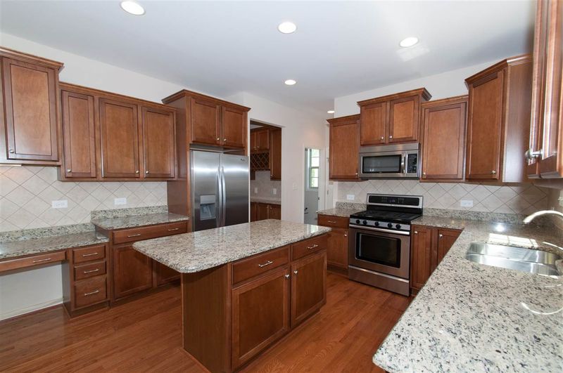 1801 Round Rock Ct, Durham, NC 27703