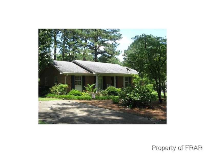 1802 Carbonton Rd, Sanford, NC 27330