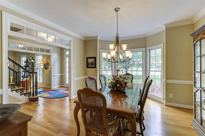 1802 Castalia Dr, Cary, NC 27513