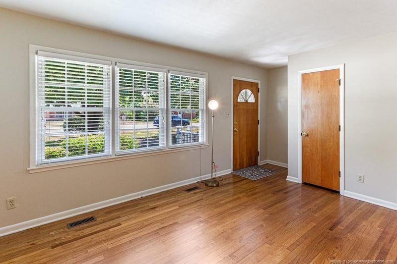 1802 Flintshire Rd, Fayetteville, NC 28304