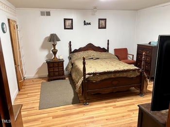 1802 Holiday Rd, Sanford, NC 27330