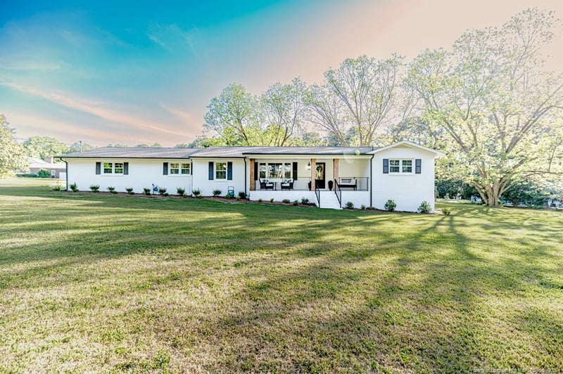 1802 Holiday Rd, Sanford, NC 27330