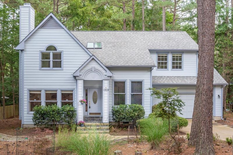 1802 Old Oxford Rd, Chapel Hill, NC 27514