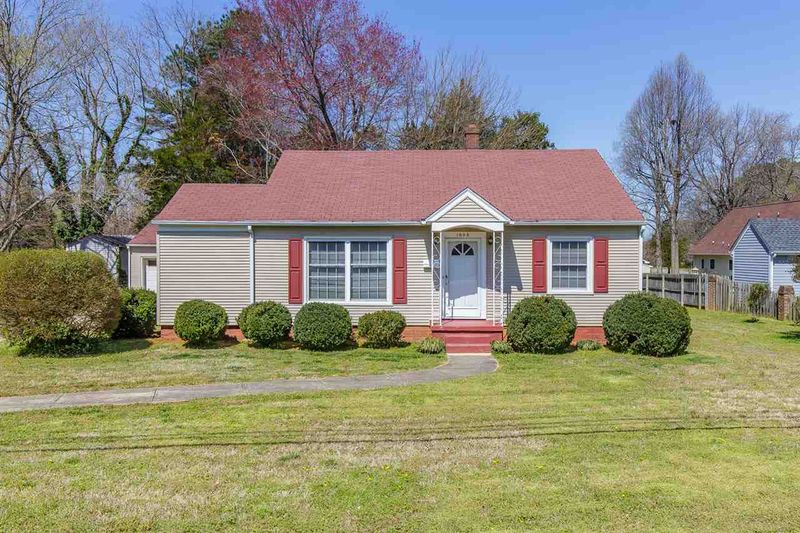 1803 S Mebane St, Burlington, NC 27215