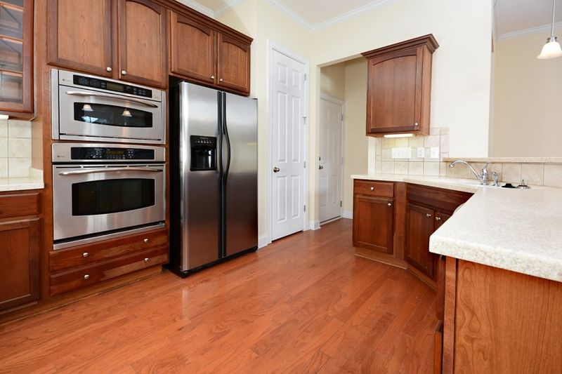 1803 Morehead Hill Ct, Durham, NC 27703