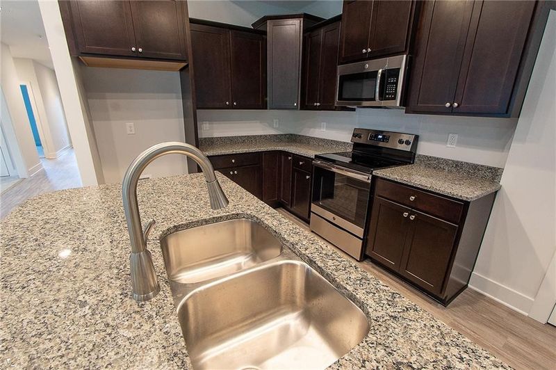 1803 Riverwalk Dr #18, Graham, NC 27253