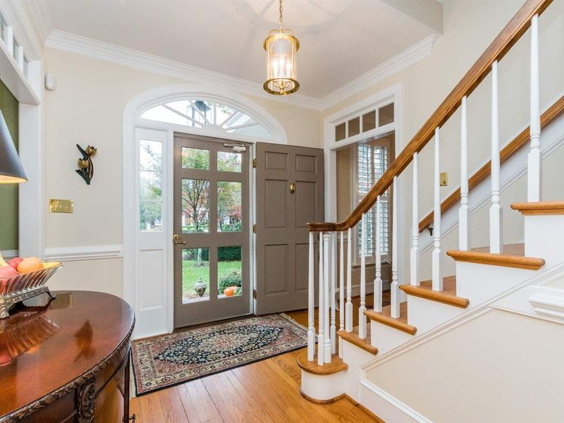 1804 Banbury Rd, Raleigh, NC 27608