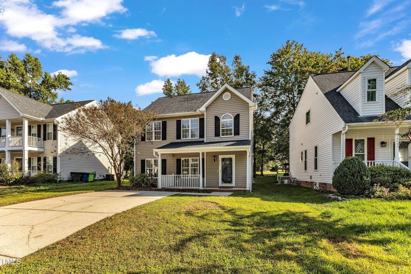 1804 Crag Burn Ln, Raleigh, NC 27604
