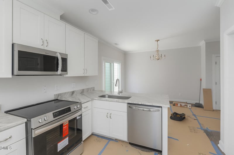 1804 Falls Landing Dr, Raleigh, NC 27614