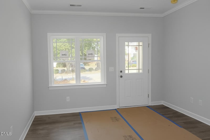 1804 Falls Landing Dr, Raleigh, NC 27614