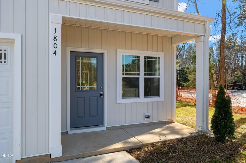 1804 Falls Landing Dr, Raleigh, NC 27614