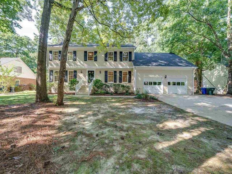 1804 Lodestar Dr, Raleigh, NC 27615