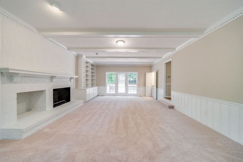 1804 Lodestar Dr, Raleigh, NC 27615