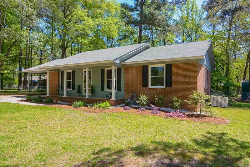1804 Oak St, Apex, NC 27502