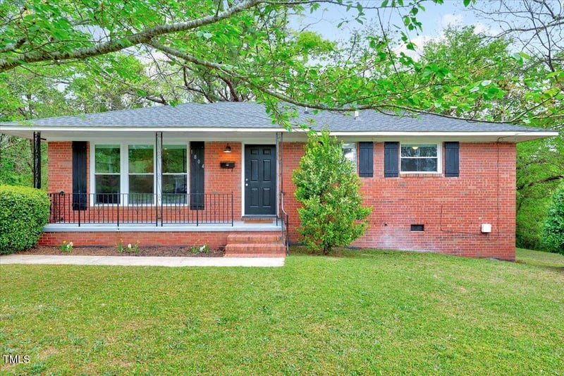 1804 Olympia Ct, Fayetteville, NC 28301