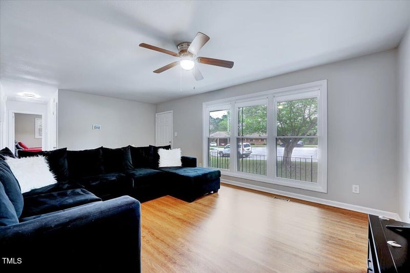 1804 Olympia Ct, Fayetteville, NC 28301