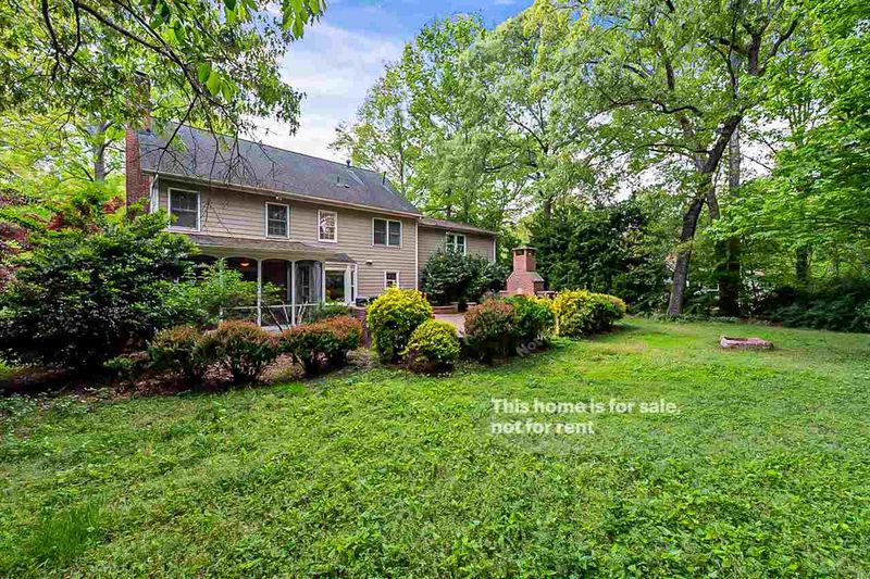 1804 Snow Wind Dr, Raleigh, NC 27615