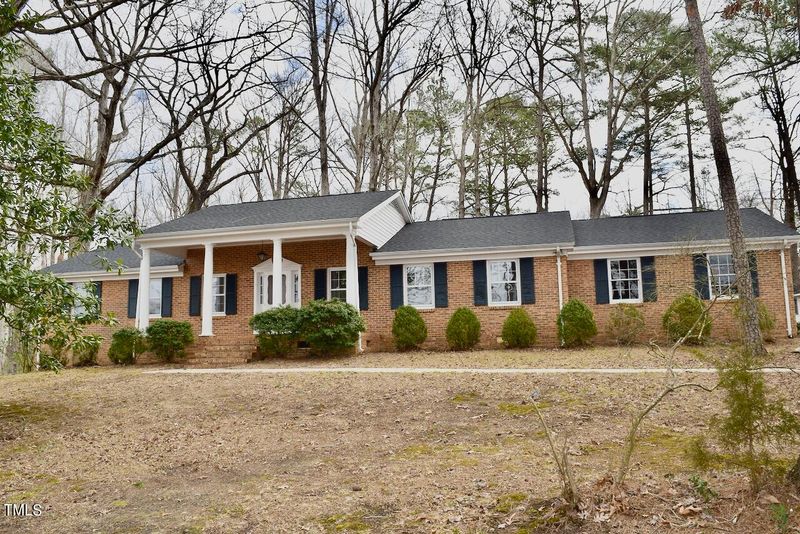 1804 Wall Hill Rd, Raleigh, NC 27604