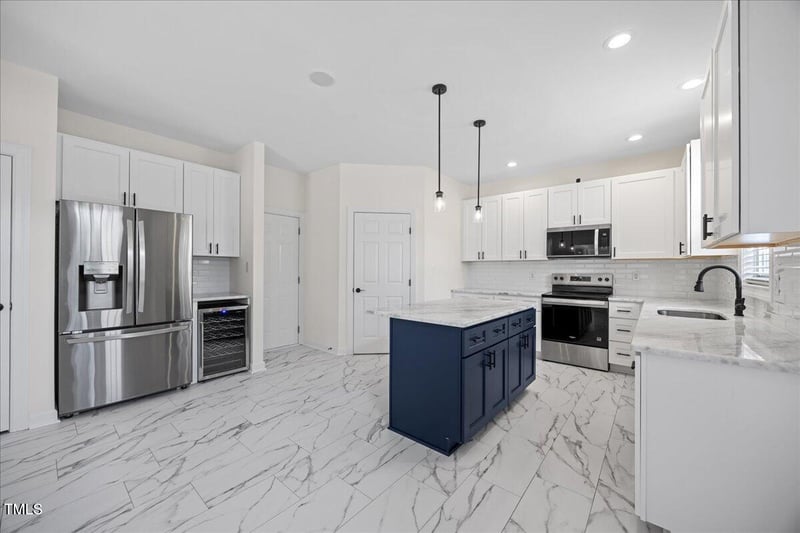 1805 Abby Knoll Dr, Apex, NC 27502