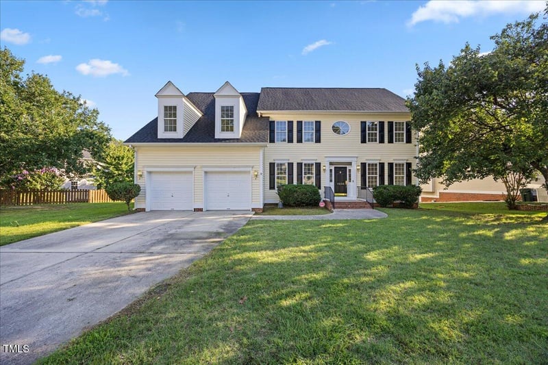 1805 Abby Knoll Dr, Apex, NC 27502