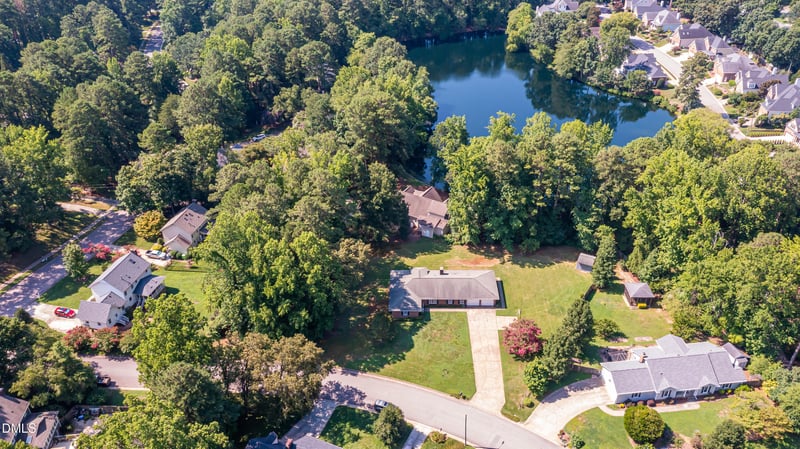 1805 Albacore Ln, Raleigh, NC 27612