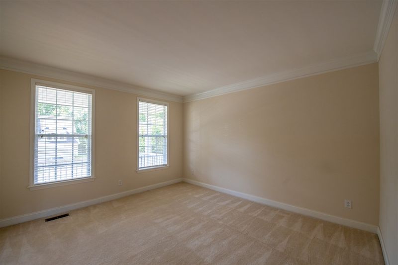 1805 Charlion Downs Ln, Apex, NC 27502