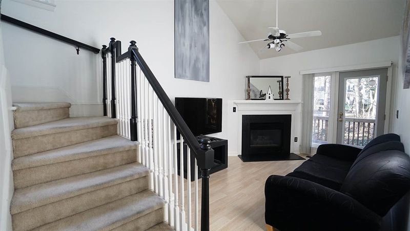 1805 Crystal Downs Ln, Raleigh, NC 27604