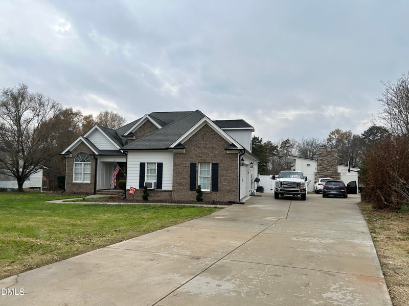 1805 S Main St, Graham, NC 27253