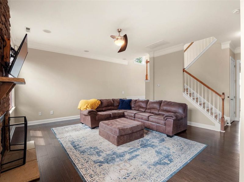 1805 Pennypacker Ln, Durham, NC 27703