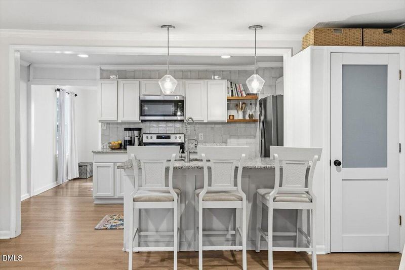 1806 Bennett St, Raleigh, NC 27604