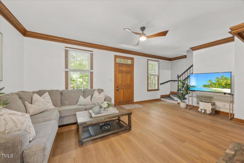 1806 Carrington Dr, Raleigh, NC 27615