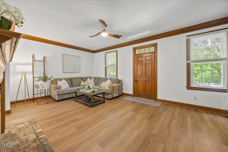 1806 Carrington Dr, Raleigh, NC 27615