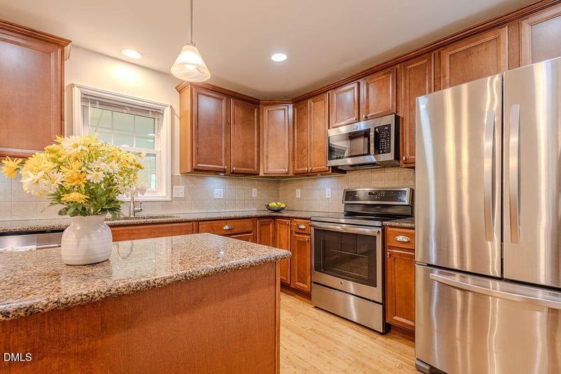 1806 Medfield Rd, Raleigh, NC 27607