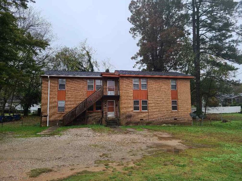 1806 Midwood Dr, Raleigh, NC 27604