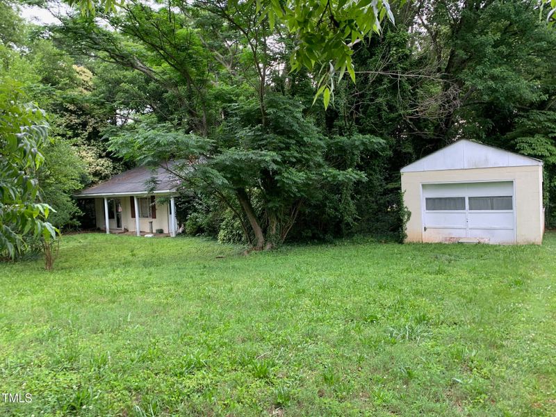 1806 Rendall St, Burlington, NC 27215
