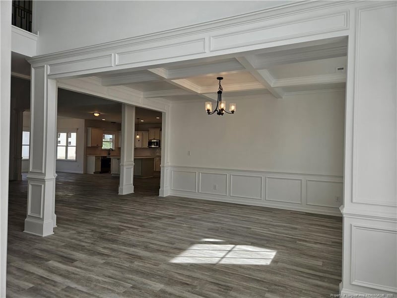 1806 Smith Farm St, Fayetteville, NC 28306