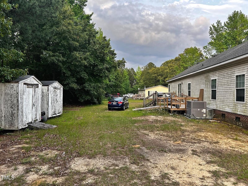 1807 Horseshoe Bend Rd, Erwin, NC 28339