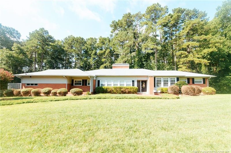 1807 Wilkins Dr, Sanford, NC 27330