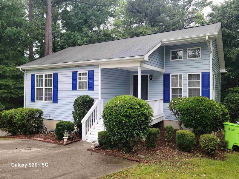 1808 Coltrane Ct, Raleigh, NC 27610