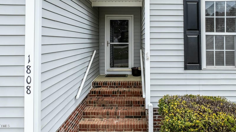 1808 Cotton Gin Dr, Clayton, NC 27527