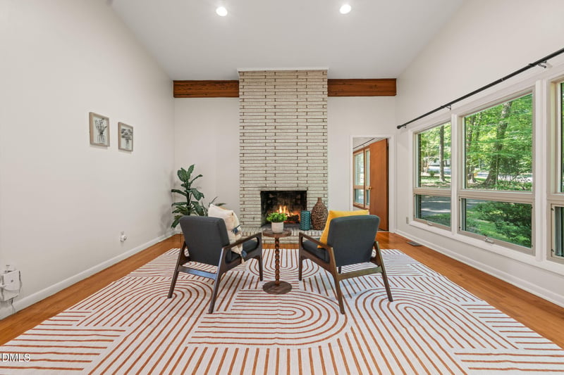 1808 Fairley Dr, Raleigh, NC 27607