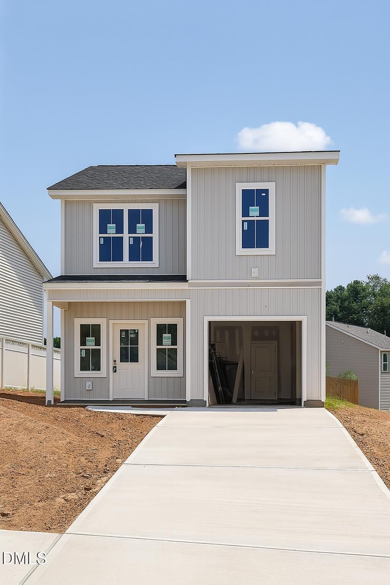 1808 Falls Landing Dr, Raleigh, NC 27614