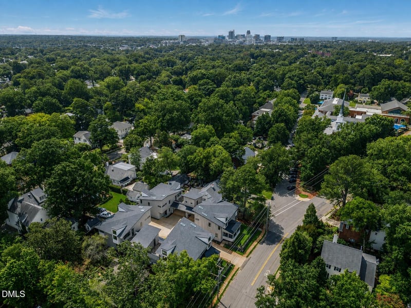 1808 Oberlin Rd #101, Raleigh, NC 27608