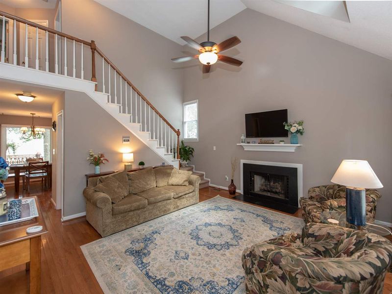 1808 Sagamore Ct, Raleigh, NC 27604