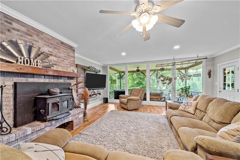 1808 Travis Ln, Burlington, NC 27217