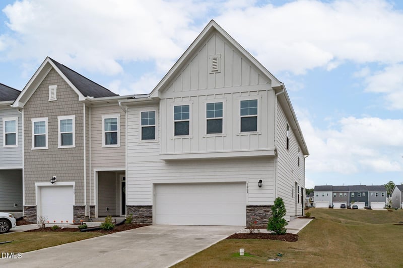 1809 Barrett Run Trl, Apex, NC 27502