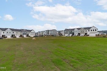 1809 Barrett Run Trl, Apex, NC 27502