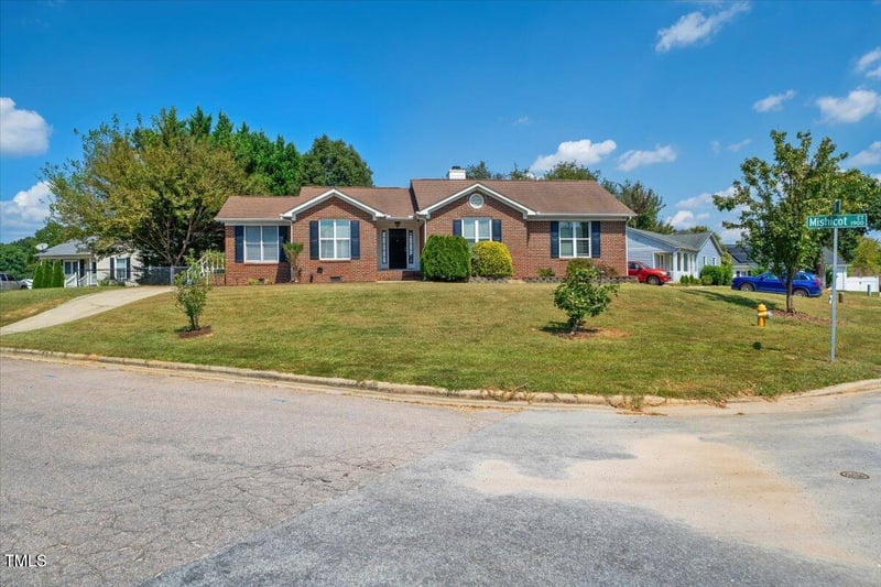 1809 Billingham Ct, Raleigh, NC 27604