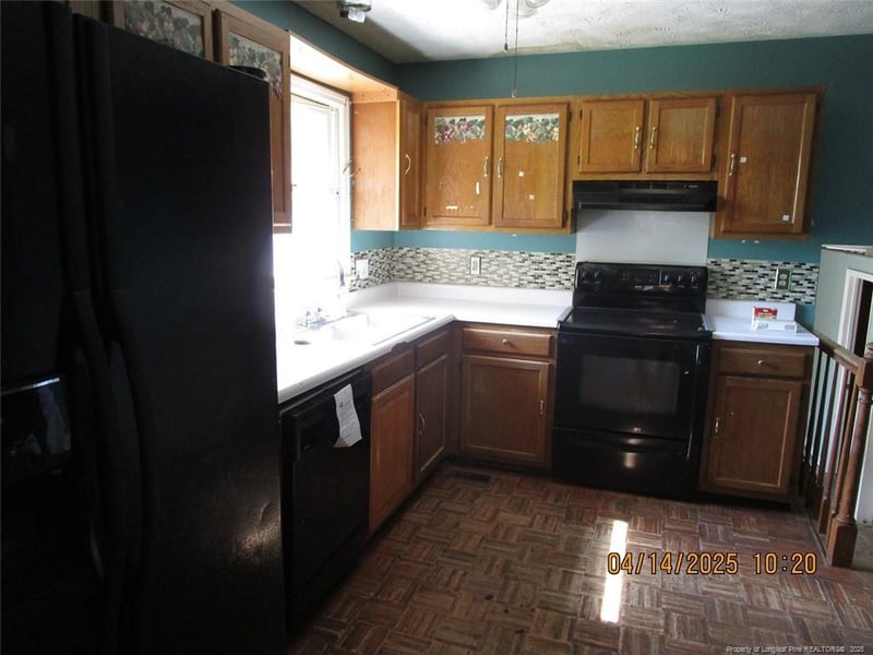 1809 Calista Cir, Fayetteville, NC 28304